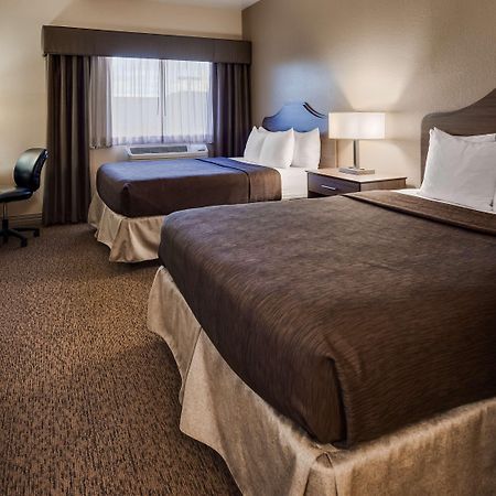 Best Western El-Quartelejo Inn & Suites Scott City Ngoại thất bức ảnh