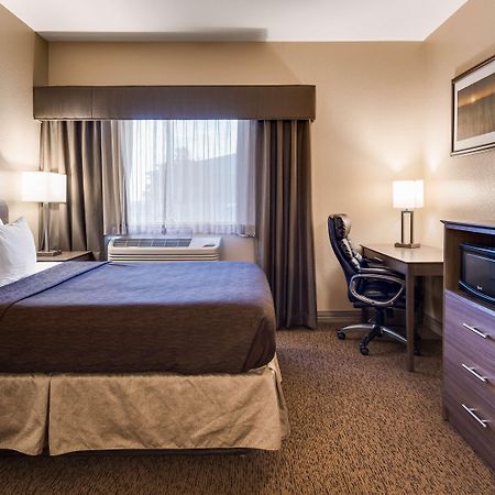 Best Western El-Quartelejo Inn & Suites Scott City Ngoại thất bức ảnh