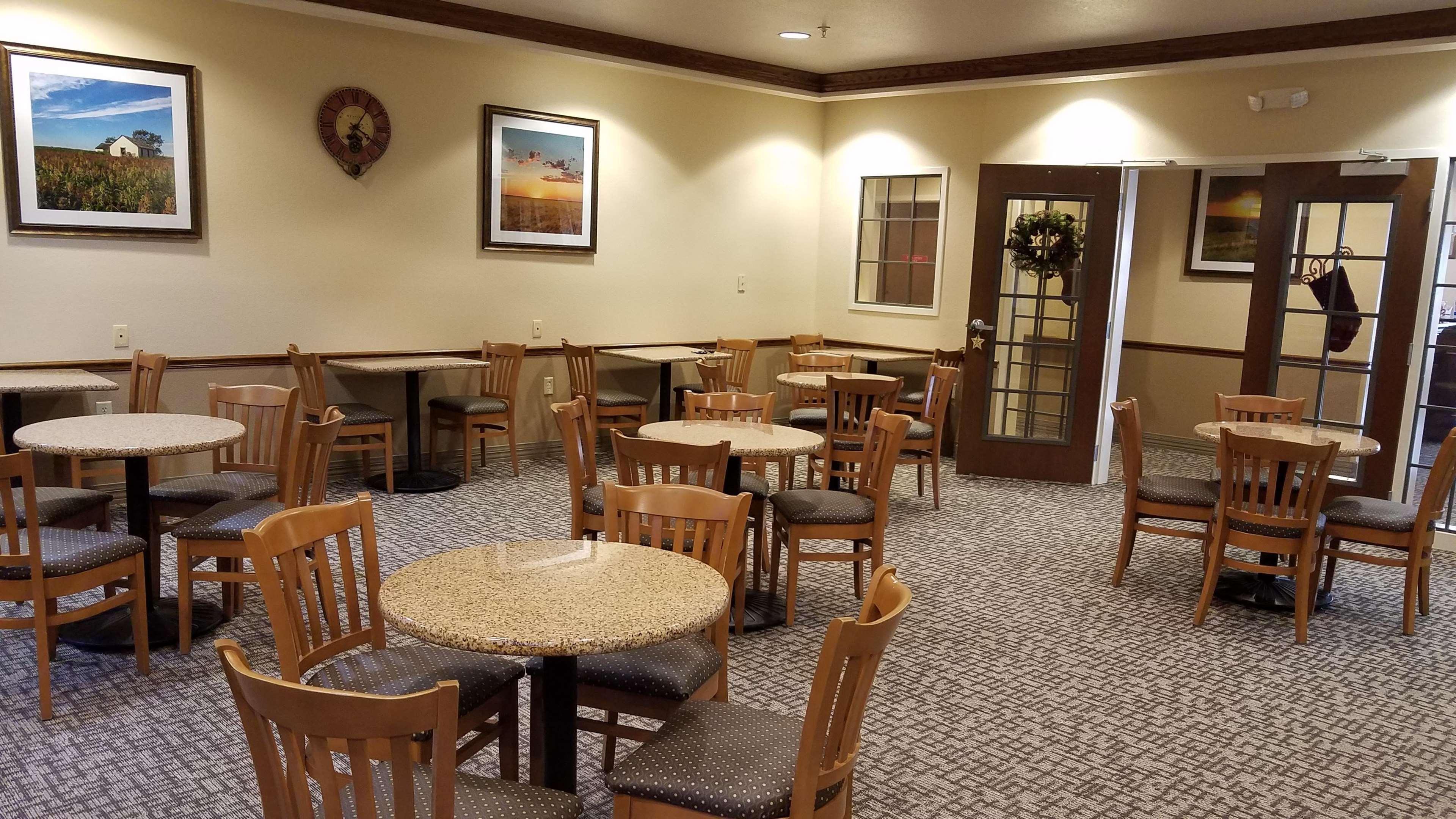 Best Western El-Quartelejo Inn & Suites Scott City Ngoại thất bức ảnh