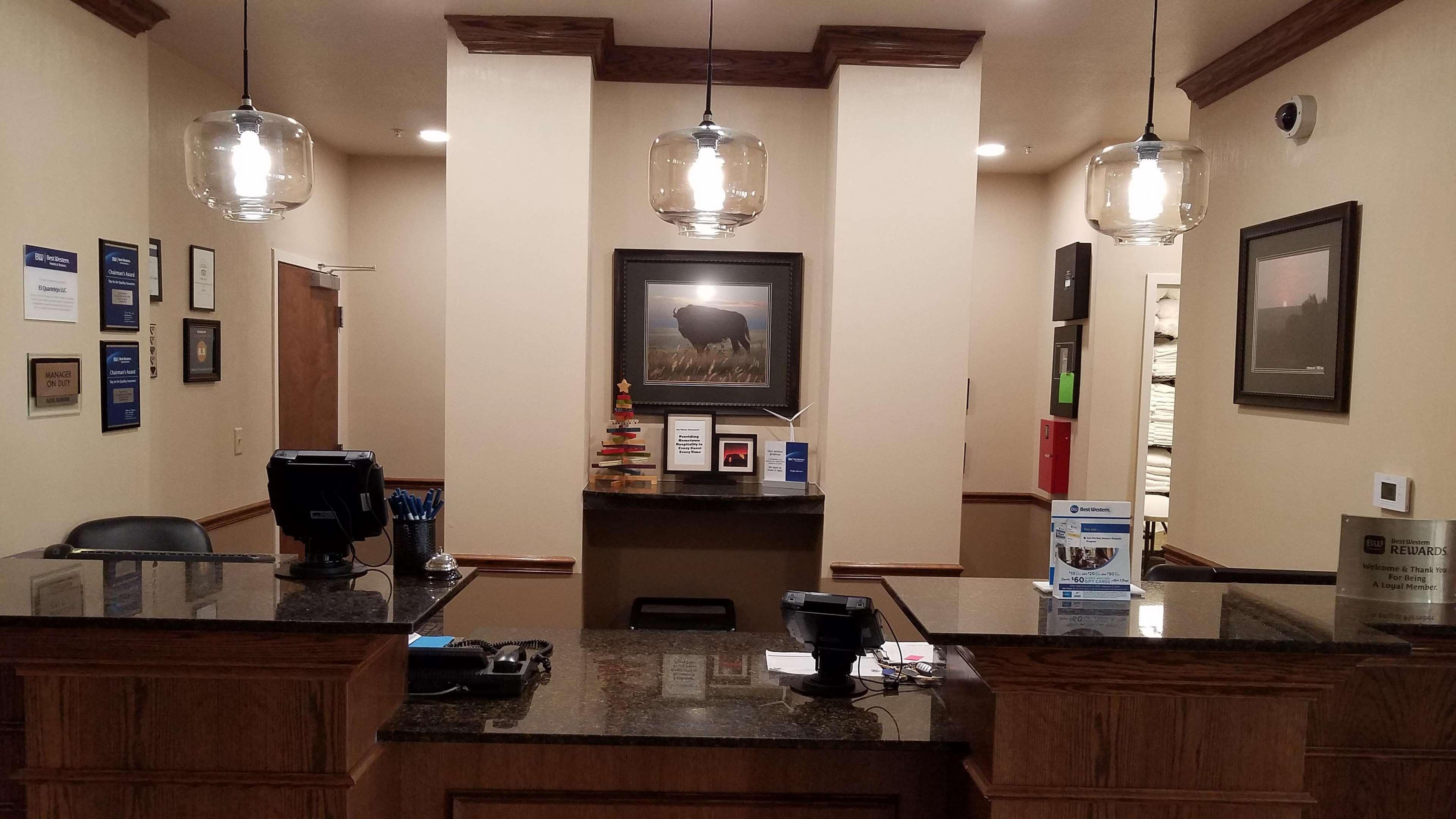 Best Western El-Quartelejo Inn & Suites Scott City Ngoại thất bức ảnh