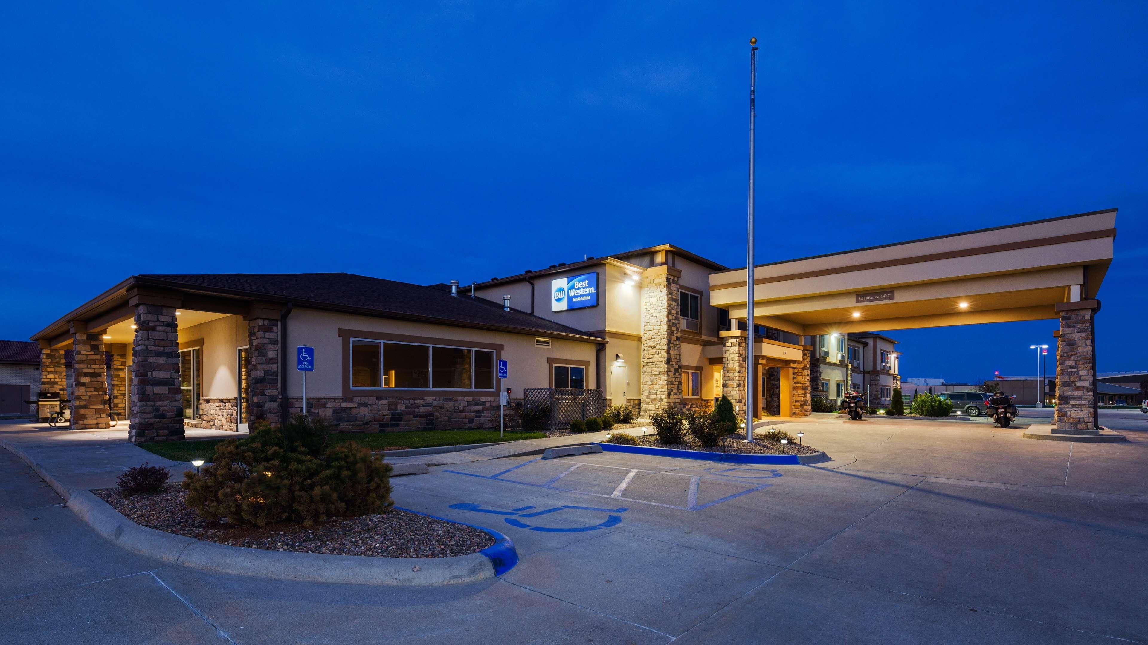 Best Western El-Quartelejo Inn & Suites Scott City Ngoại thất bức ảnh